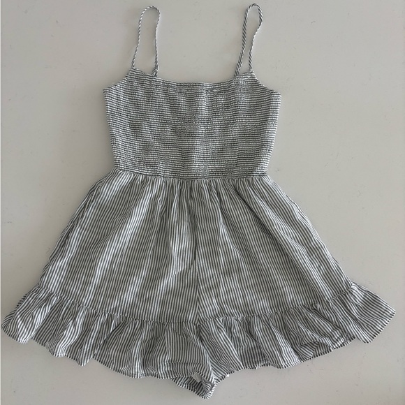 American Eagle Outfitters Black and White Striped Romper - Picture 1 of 3